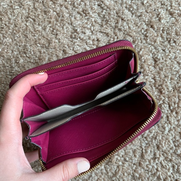 Michael Kors Wallet - Picture 3 of 3